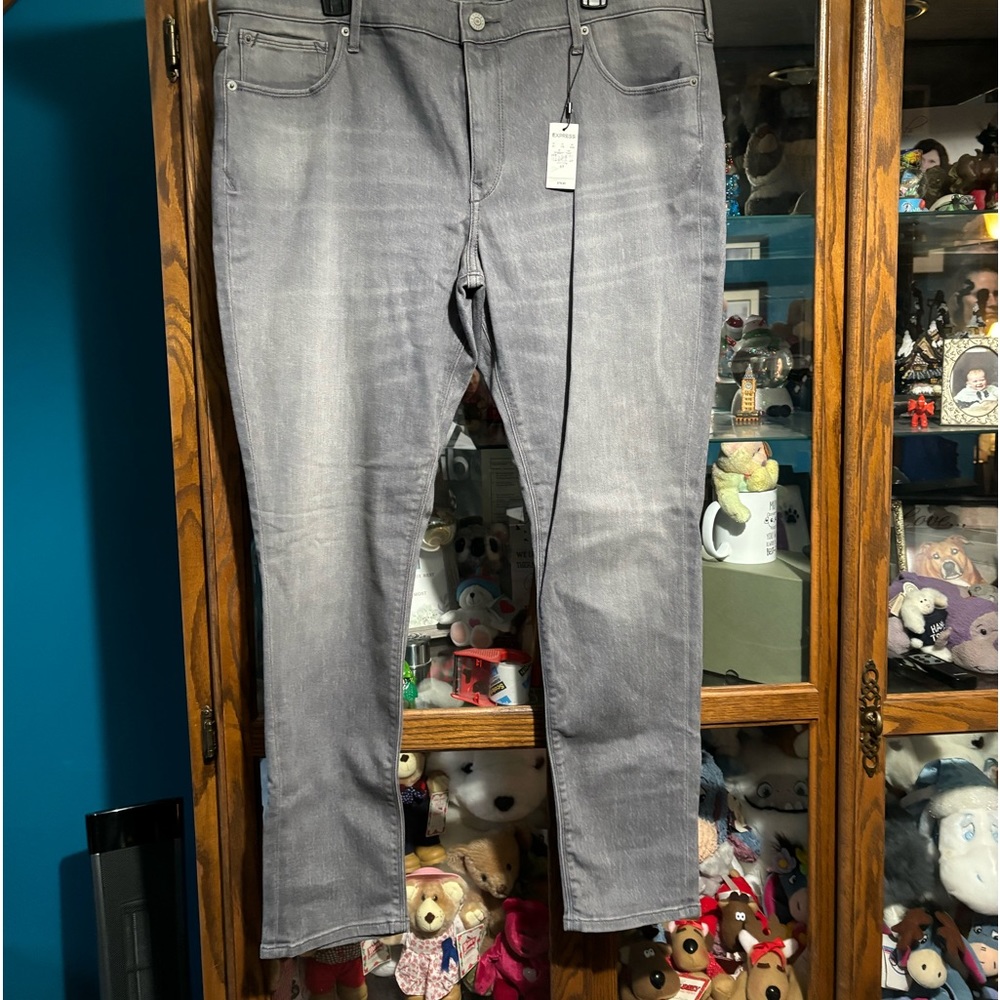 NWT Express stretch jeans size 18